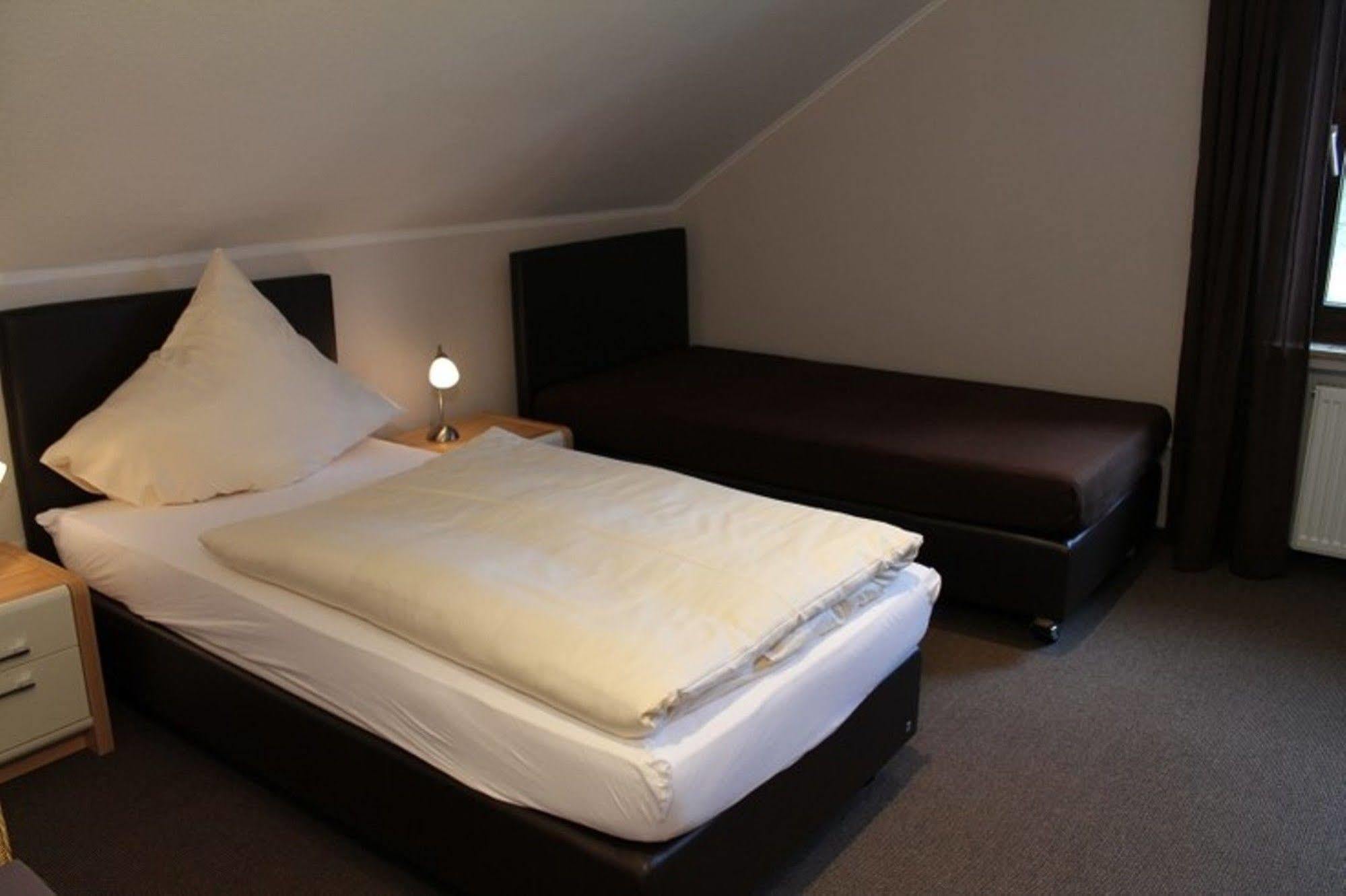 Landhaus Hotel Goeke Hövelhof Εξωτερικό φωτογραφία