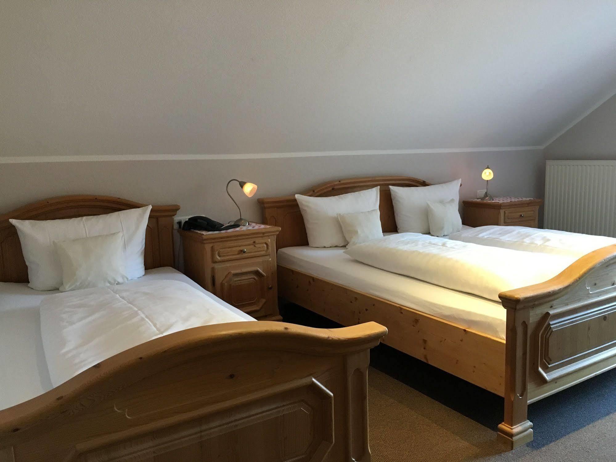 Landhaus Hotel Goeke Hövelhof Εξωτερικό φωτογραφία